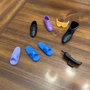 Mattel Ken Doll Flip Flop Shoes Plus Random‎ Others